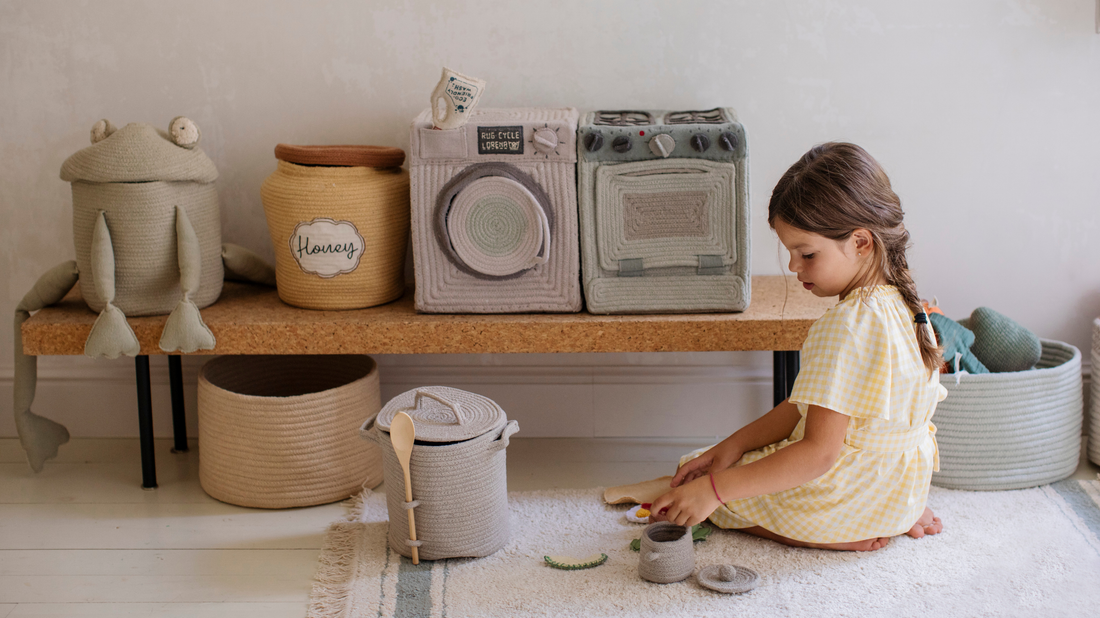 Christmas gift ideas for kids ages 2–7 who love pretend play, featuring sustainable wooden toys for creative and imaginative play at Eeny Meeny.