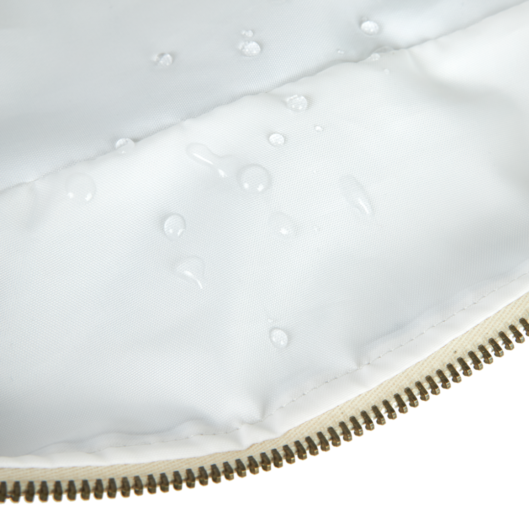 Hyde Park Waterproof Vanity Case | Blue Black Tulips